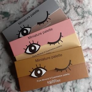 Miniature Palettes